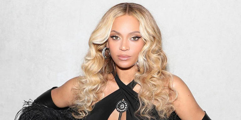 Beyoncé blended her signature bombshell style with her appreciation for western aesthetics—and the results were fabulous.