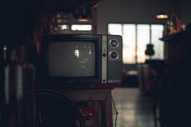 Old Model Television Set. For more music news and resources, follow aeonar grey.