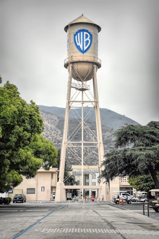 warner music studios location photo. for more music news and resources follow aeonar grey.